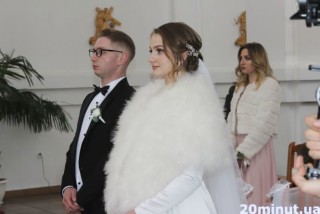 1125290-u-den-valentina-uchasnik-triodi-odruzhivsya_5c6596d53fbfe