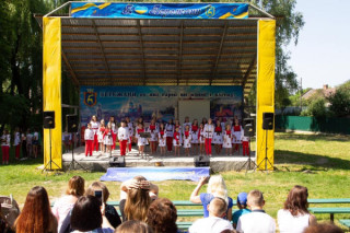 64743015_2376004972446000_501470215293370368_n