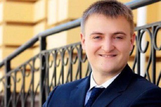 80a4bd1d284ff216ebaffda795d780ac