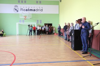 vidkrityat-sotsytsialno-sportivnoi-shkoli-fondu-real-madrid-11