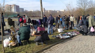 torgivlya-vgivanimi-rechami-u-ternopoli-v-topilche