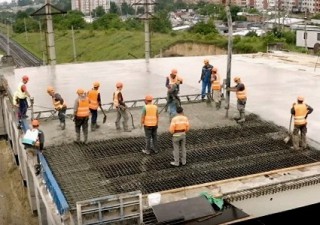 betonuvannya-pliti-perekrittya-na-gaivskomu-shlyahoprovodi-u-ternopoli-1