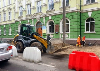 kapitalniy-remont-teritorii-bilya-ternopilskoi-ukrainskoi-gimnazii