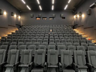 modernizovaniy-kinoteatr-palats-kino-u-ternopoli-1