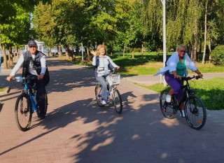 119794040-2991015687670899-69706962738929226521092020roku