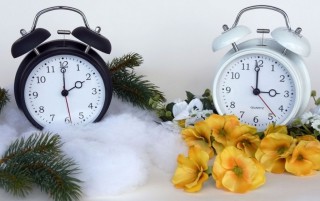 zymnee-vremya-letnee-vremya-perevod-chasov-642692-HphDSfWK-1024x644