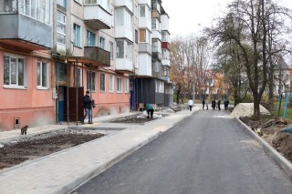 vul_-slivenska-7-kapitalniy-remont-dvoru-2020-5